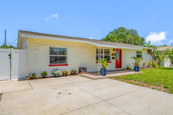 7313 37th Avenue N, ST PETERSBURG, FL 33710