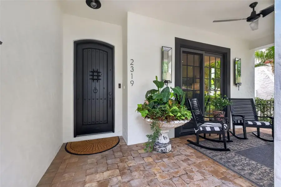 2319 7th Street N, Saint Petersburg, FL 33704 - #2