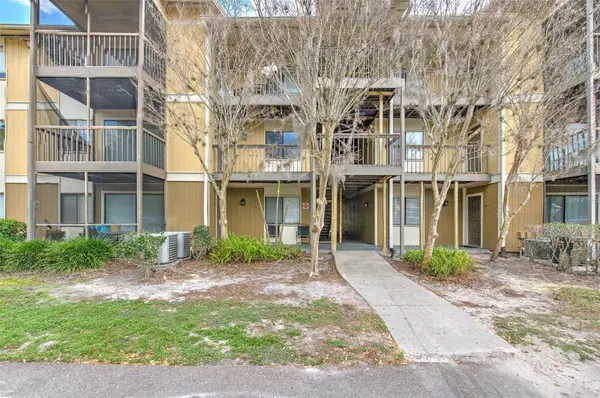 13403 Arbor Pointe Circle #304, TAMPA, FL 33617