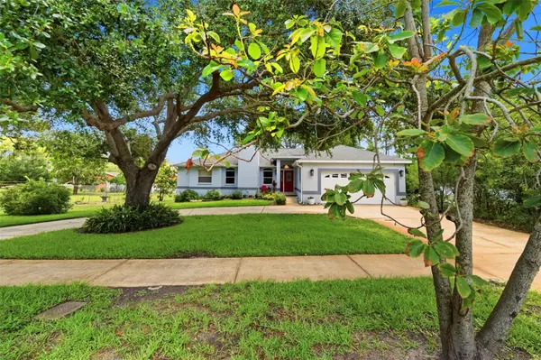 30 Glades Avenue, TARPON SPRINGS, FL 34689