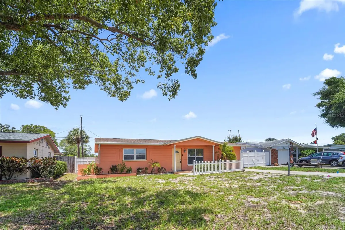 11465 69th Avenue, Seminole, FL 33772 - #1