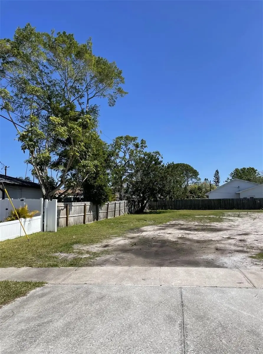 1710 Bayou Grande Boulevard Ne, Saint Petersburg, FL 33703 - #2