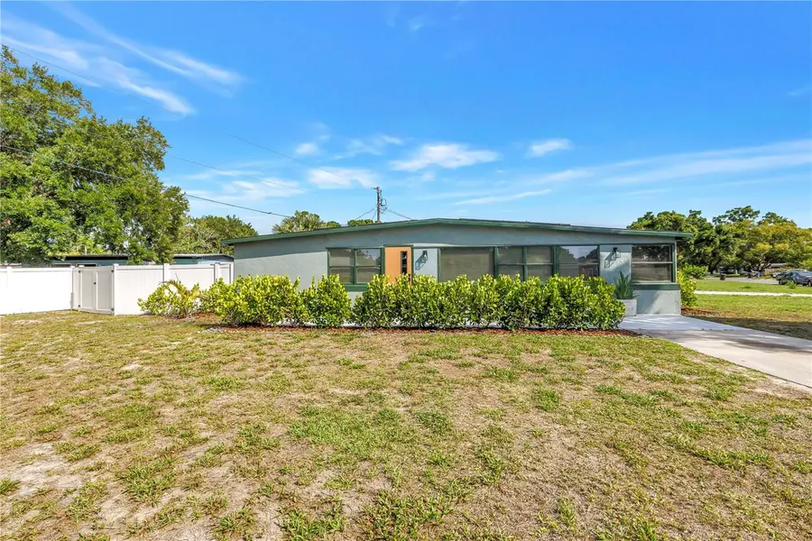 7599 Meadowlawn Drive N, Saint Petersburg, FL 33702 - #3