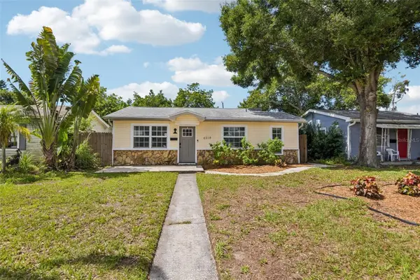 4218 6th Avenue N, ST PETERSBURG, FL 33713