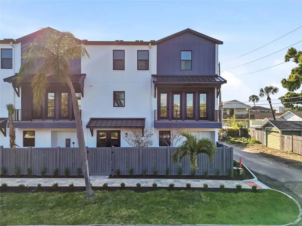 3005 1st Avenue N, Saint Petersburg, FL 33713 - #1