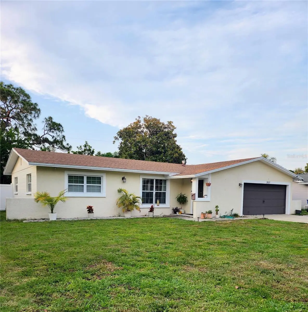 2037 67th Avenue S, Saint Petersburg, FL 33712 - #1