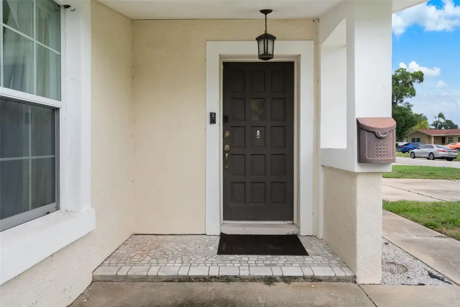 2037 67th Avenue S, Saint Petersburg, FL 33712 - #2