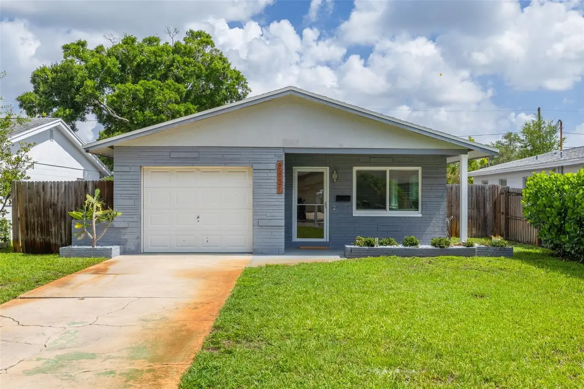 5621 16th Avenue N, Saint Petersburg, FL 33710 - #1