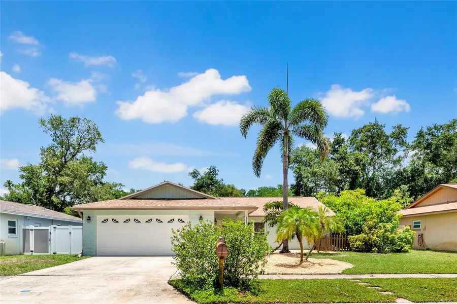 11775 112th Avenue, Seminole, FL 33778 - #2