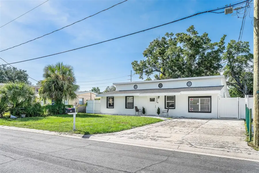 3906 Spence Avenue, Tampa, FL 33614 - #3