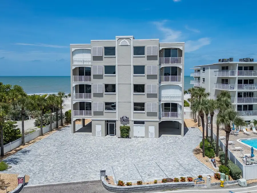 19600 Gulf Boulevard #102, Indian Shores, FL 33785 - #3