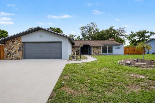3110 Shadow Oaks Drive, HOLIDAY, FL 34690