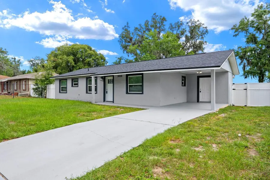 39530 Lincoln Avenue, Zephyrhills, FL 33542 - #2