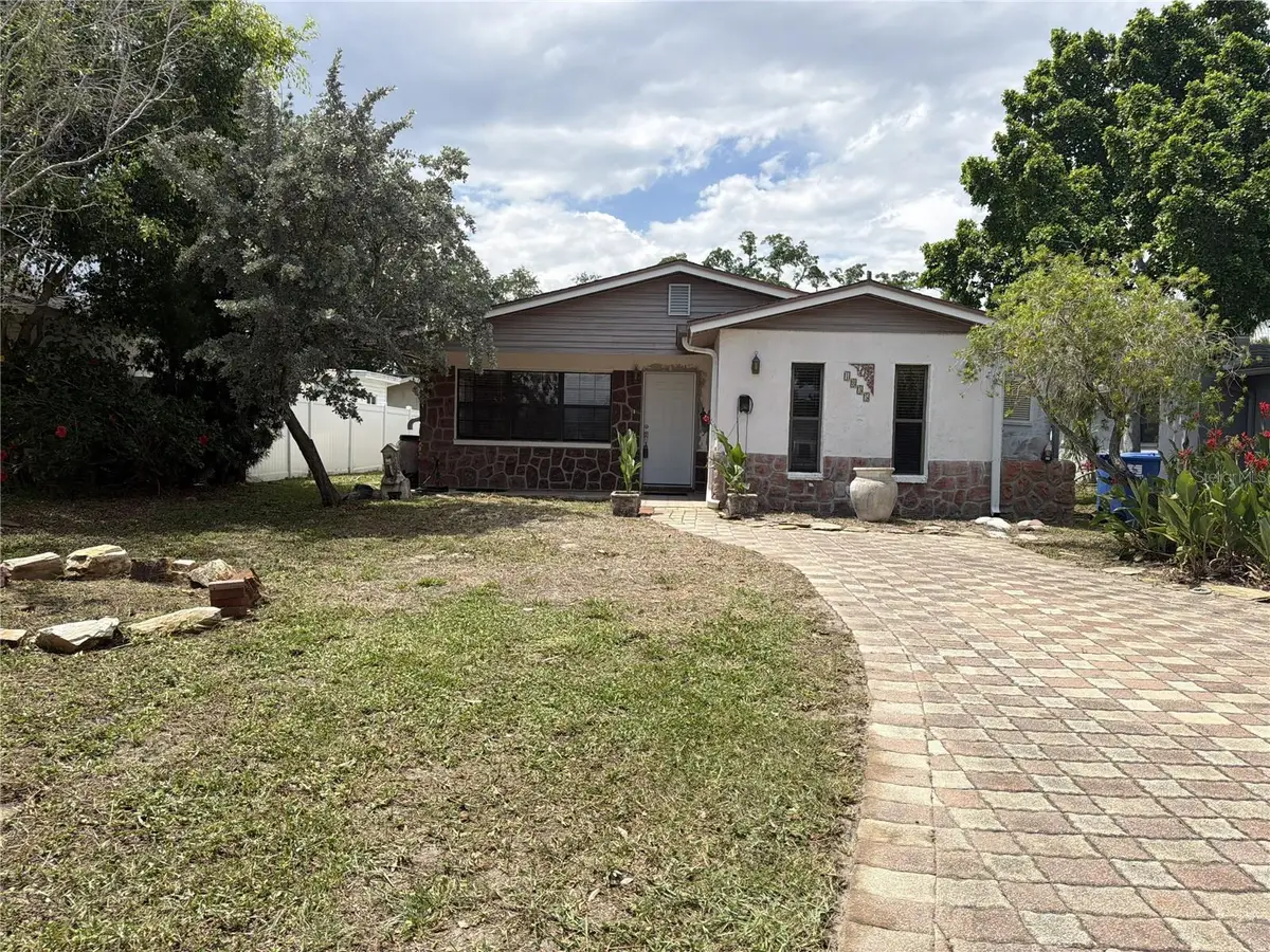 1835 Maryland Avenue Ne, Saint Petersburg, FL 33703 - #1