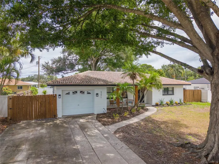 5271 35th Avenue N, Saint Petersburg, FL 33710 - #2