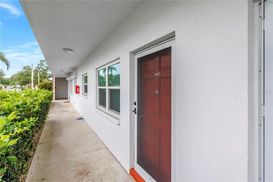 5729 13th Avenue N #102D, Saint Petersburg, FL 33710 - #2