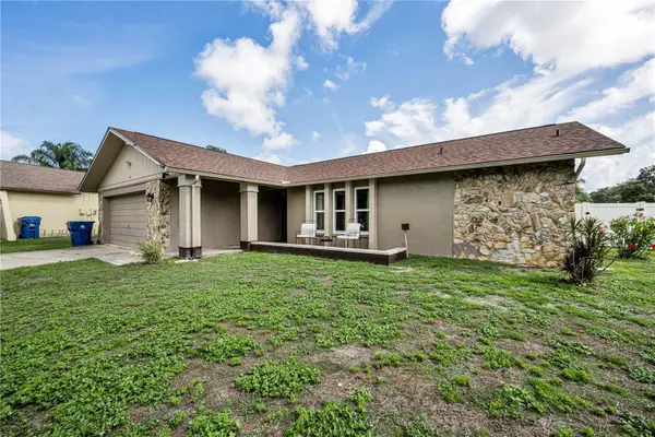 6907 Oldgate Circle, NEW PORT RICHEY, FL 34655