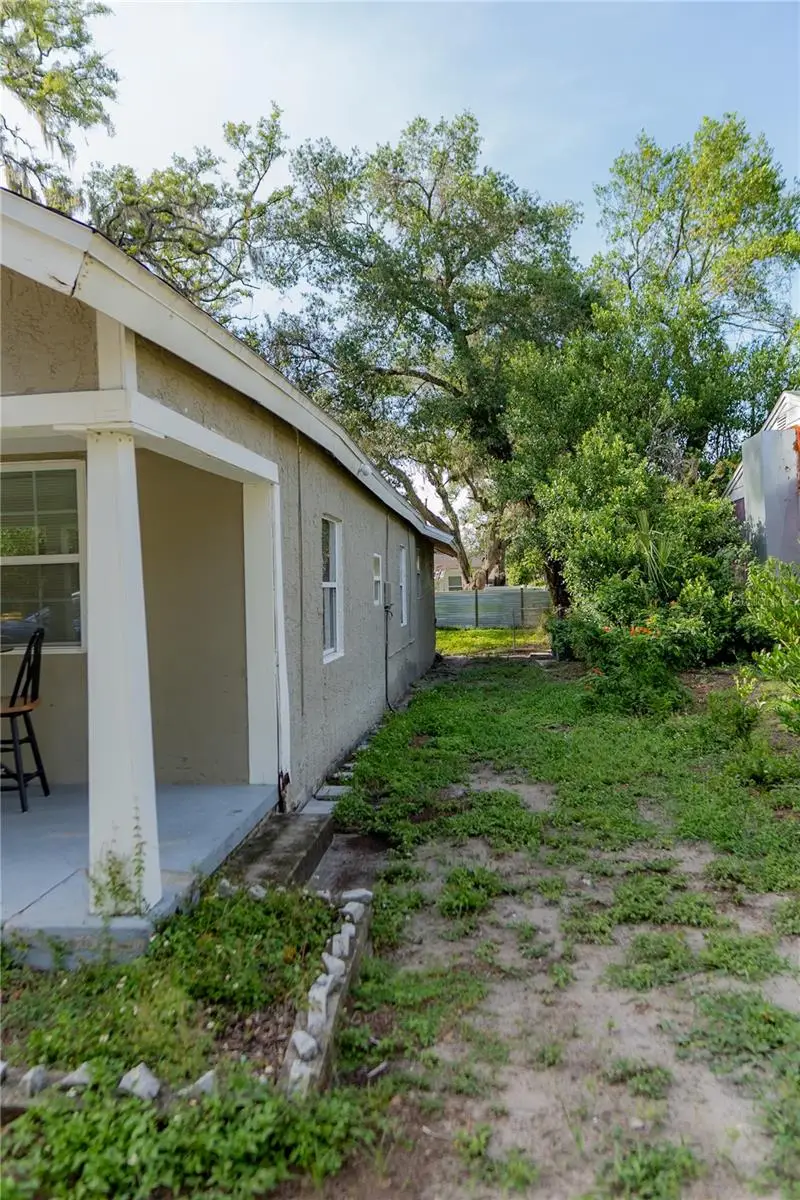 1906 E Caracas Street, Tampa, FL 33610 - #2