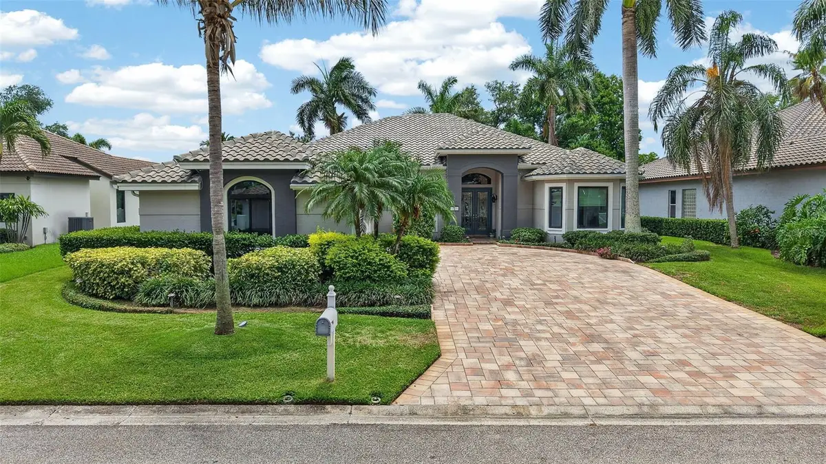 820 Sand Pine Drive Ne, Saint Petersburg, FL 33703 - #1