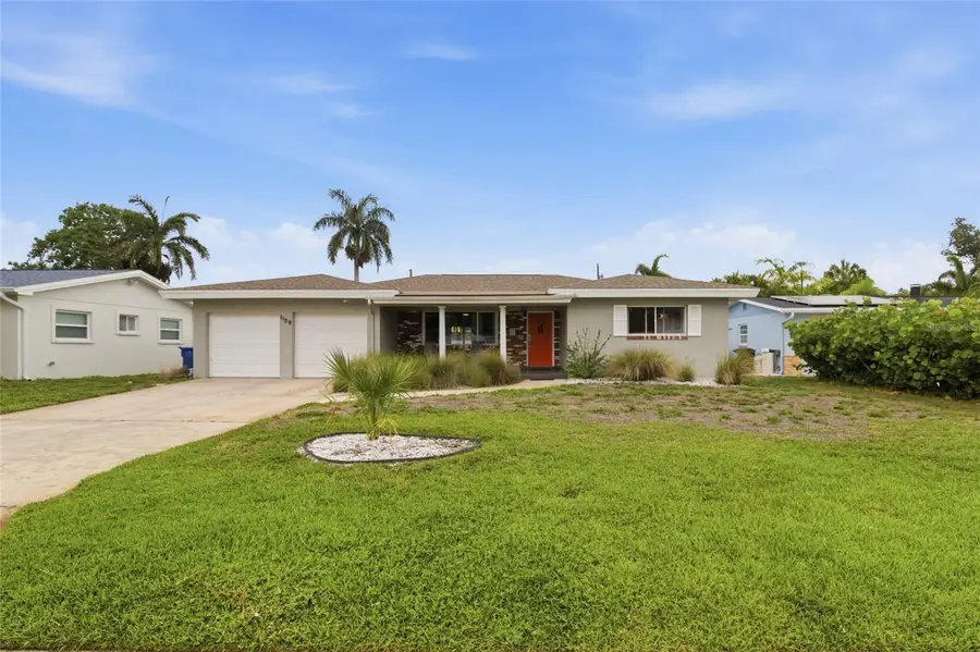 1129 39th Avenue Ne, Saint Petersburg, FL 33703 - #2