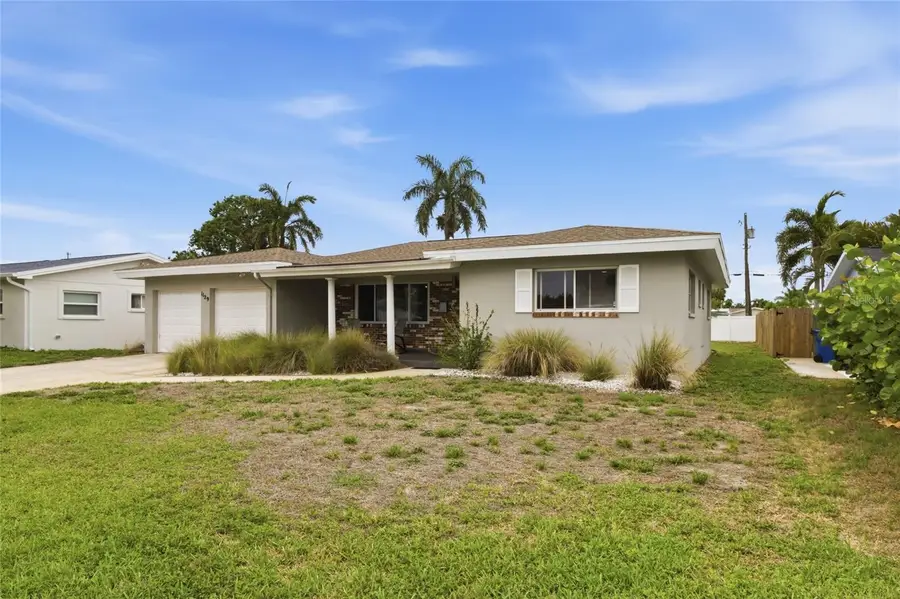 1129 39th Avenue Ne, Saint Petersburg, FL 33703 - #3