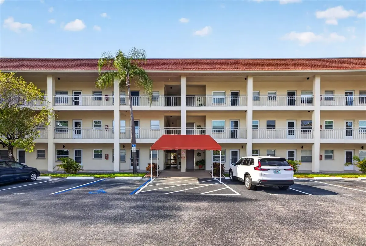 4000 3rd Street N #304, Saint Petersburg, FL 33703 - #1