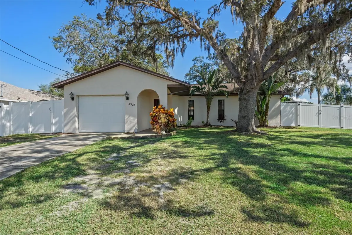 5525 Applegate Drive, Spring Hill, FL 34606 - #1
