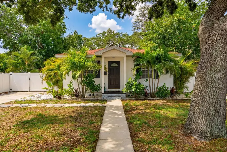 824 59th Ave Ne, Saint Petersburg, FL 33703 - #2