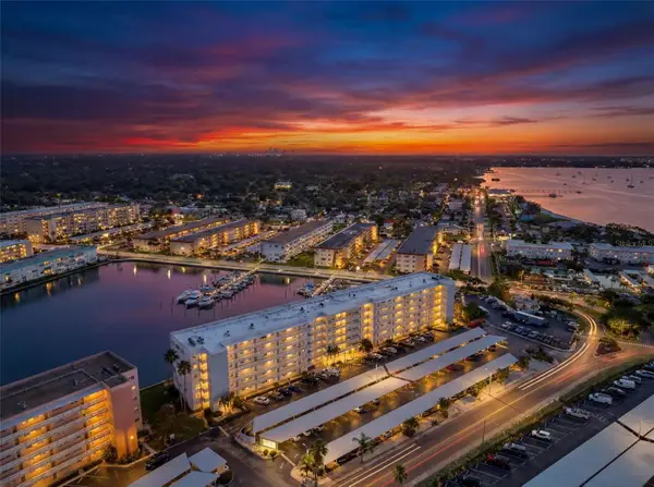 5925 Shore Boulevard S #108, GULFPORT, FL 33707
