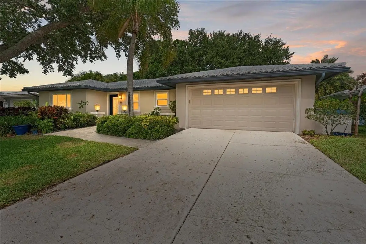 6710 121st Street, Seminole, FL 33772 - #1