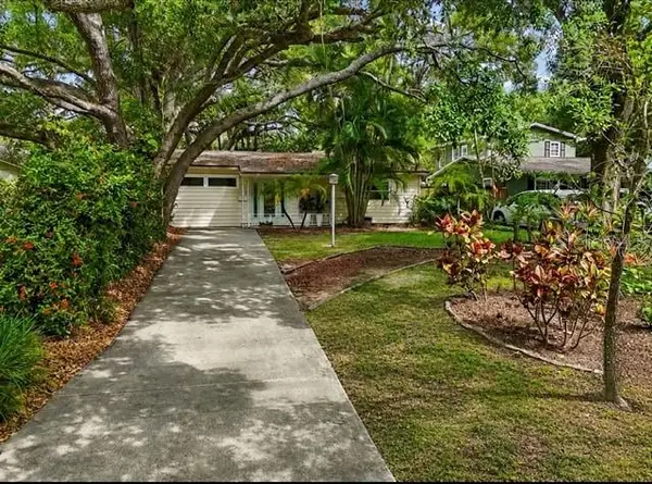 930 Montrose Boulevard N, ST PETERSBURG, FL 33703