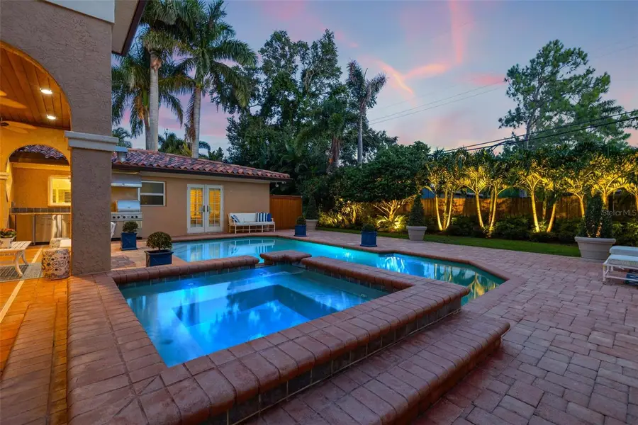 1124 Seville Lane Ne, Saint Petersburg, FL 33704 - #3