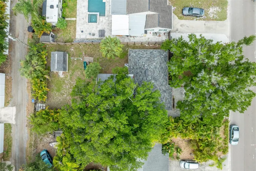 130 41st Avenue Ne, Saint Petersburg, FL 33703 - #3