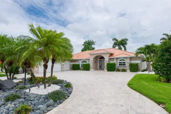 7759 Carver Court, SEMINOLE, FL 33772