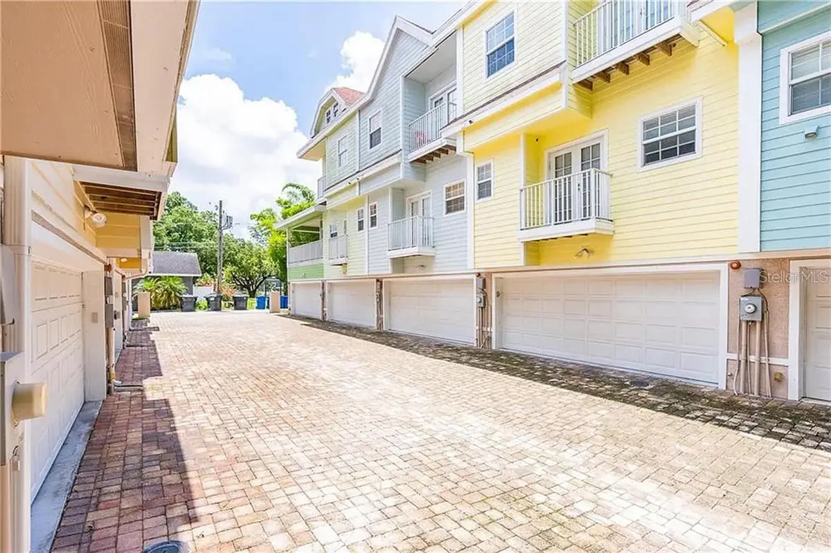 827 Grove Street N, Saint Petersburg, FL 33701 - #1
