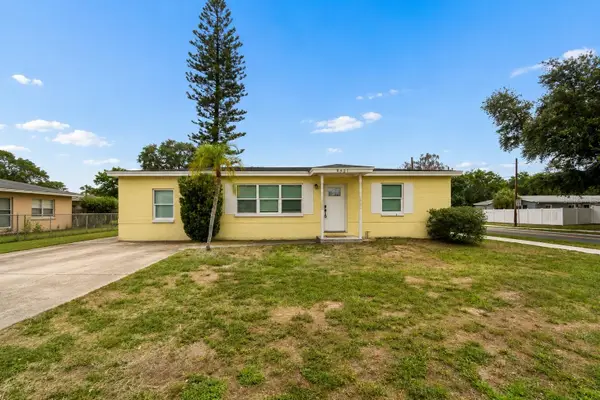 5501 82nd Avenue N, PINELLAS PARK, FL 33781