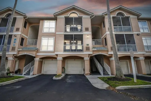 4304 Bay Club Circle #4304, TAMPA, FL 33607