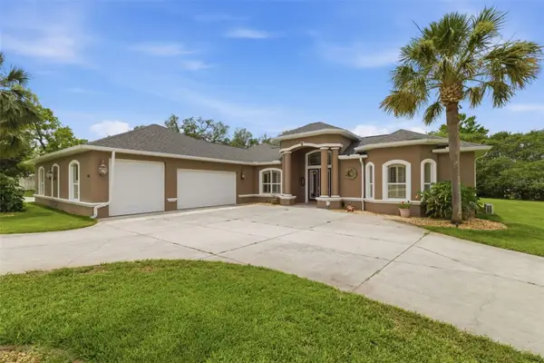 11145 Mountain Mockingbird Rd, WEEKI WACHEE, FL 34614
