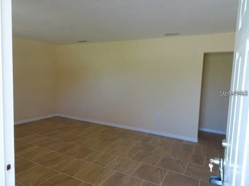601 Banana Street, Tarpon Springs, FL 34689 - #3