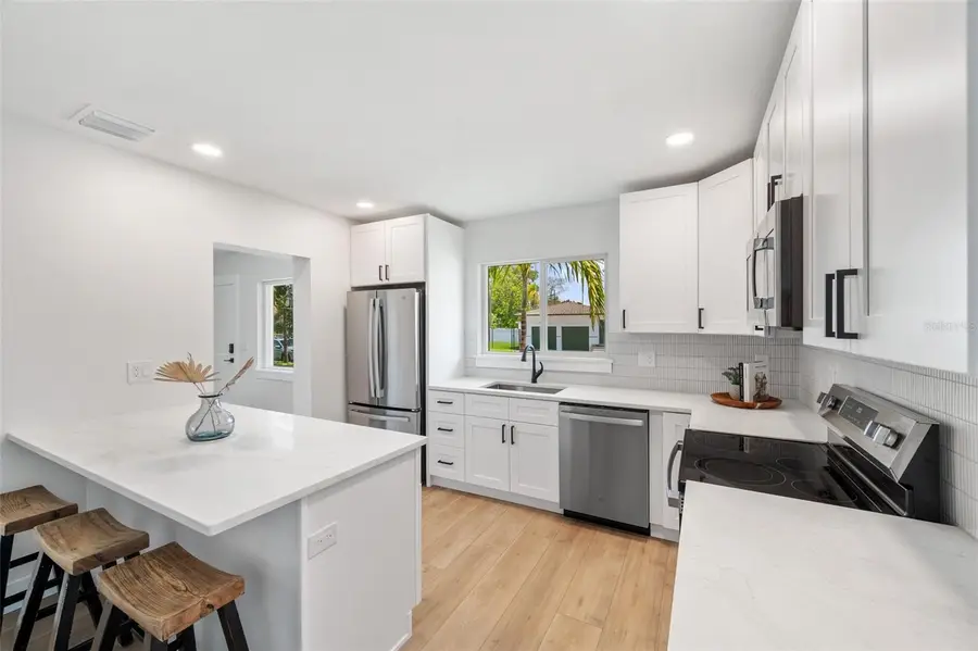 1401 49th Street N, Saint Petersburg, FL 33710 - #2