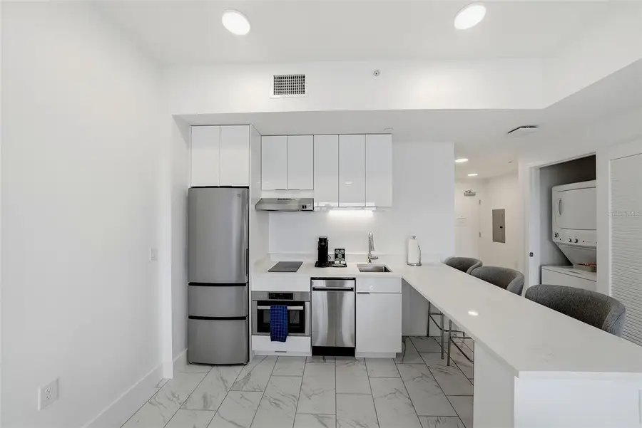411 E Shore Drive #410, Clearwater Beach, FL 33767 - #2
