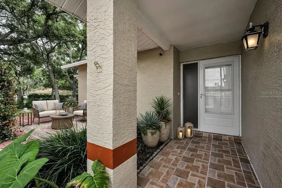 10050 62nd Avenue N, Saint Petersburg, FL 33708 - #2
