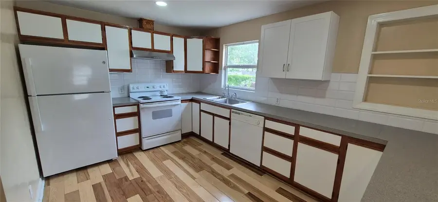 425 40th Avenue Ne, Saint Petersburg, FL 33703 - #2