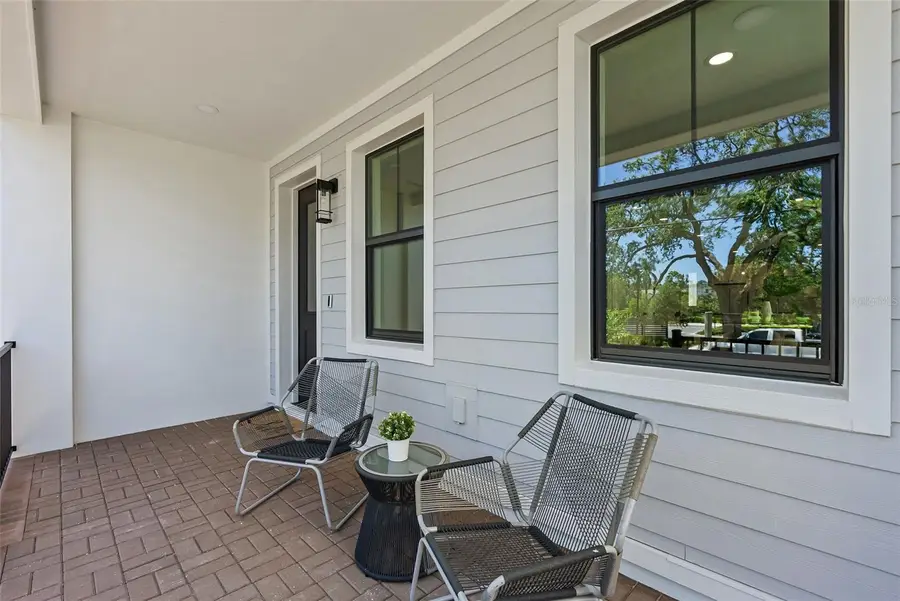 423 11th Avenue S, Saint Petersburg, FL 33701 - #2