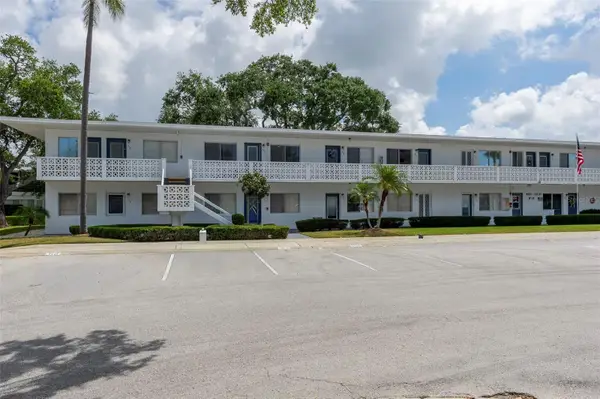 8221 112th Street #209, SEMINOLE, FL 33772