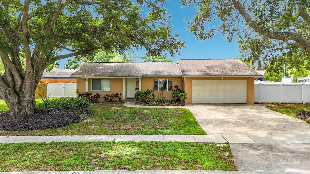 601 Brentwood Place, Brandon, FL 33511 - #1