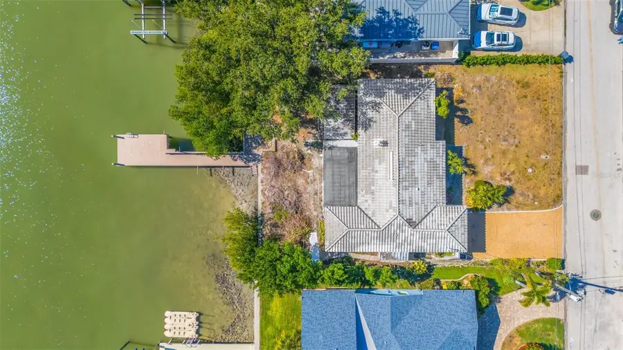 7932 2nd Avenue S, Saint Petersburg, FL 33707 - #3