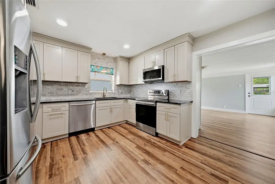 4730 Burlington Avenue N, Saint Petersburg, FL 33713 - #2