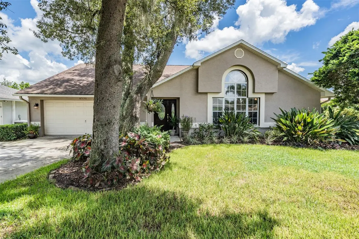 6536 Northlake Drive, Zephyrhills, FL 33542 - #1