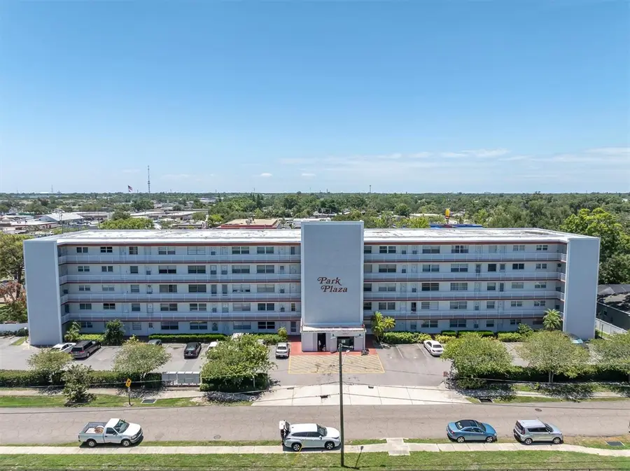 5060 76th Avenue N #402, Pinellas Park, FL 33781 - #2